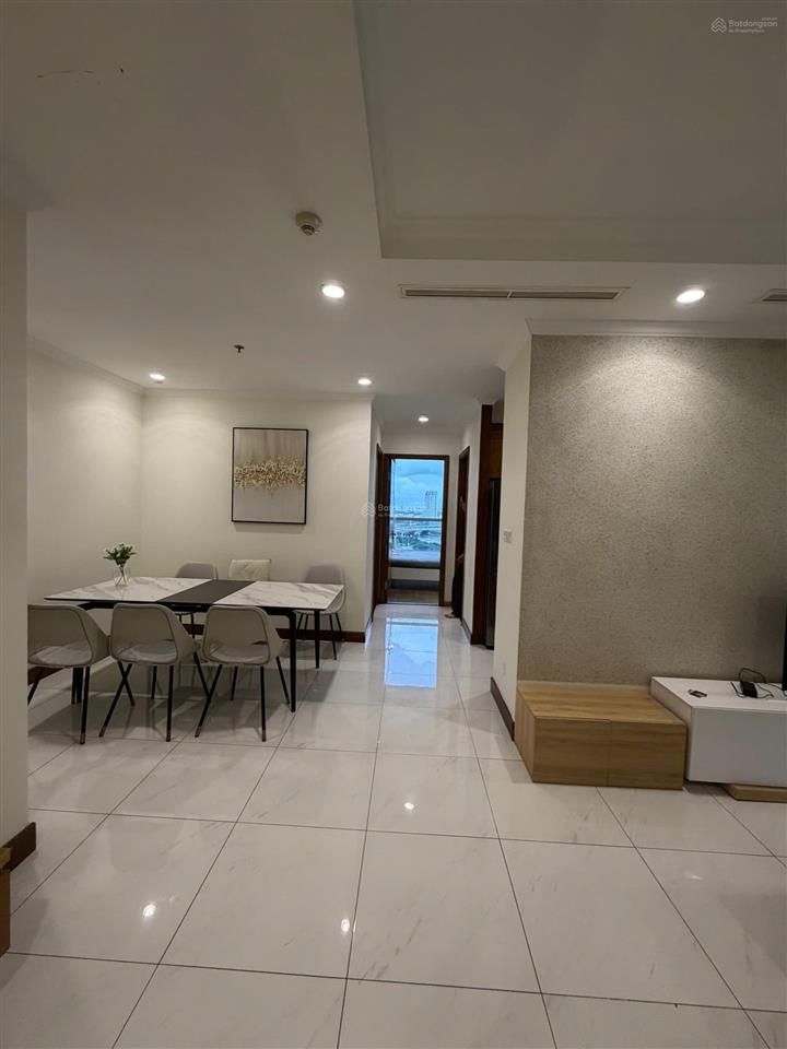 Bán căn hộ vinhomes central park, 13,4 tỷ vnd, 100,6m2, full nt lầu đẹp hàng hiếm tại bình thạnh