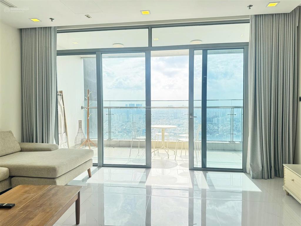 Cho thuê cc 4pn, 3wc, 188m2 full nội thất, lầu đẹp view sông giá chỉ 65tr tại vinhomes central park