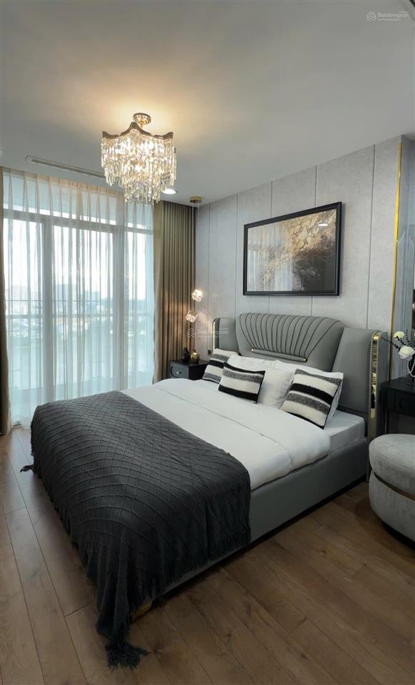 Cho thuê cc vinhomes central park, 85 triệu, 188m2, 4pn + 3wc view đẹp giá tốt nt sang xịn đẹp.