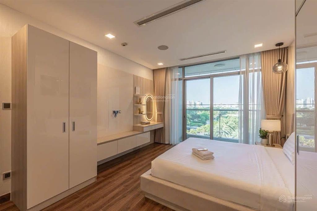 Cho thuê ch đẹp, vinhomes central park, 70 triệu, 155 m2, 4pn, 3wc, full nt đẹp tiện ích đầy đủ