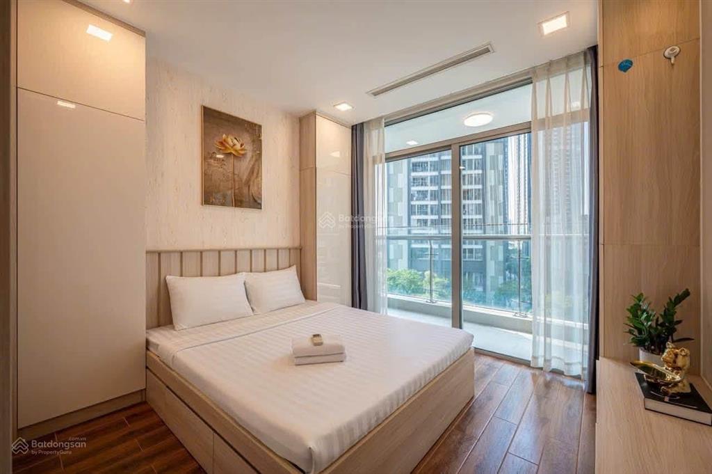 Cho thuê ch đẹp, vinhomes central park, 70 triệu, 155 m2, 4pn, 3wc, full nt đẹp tiện ích đầy đủ