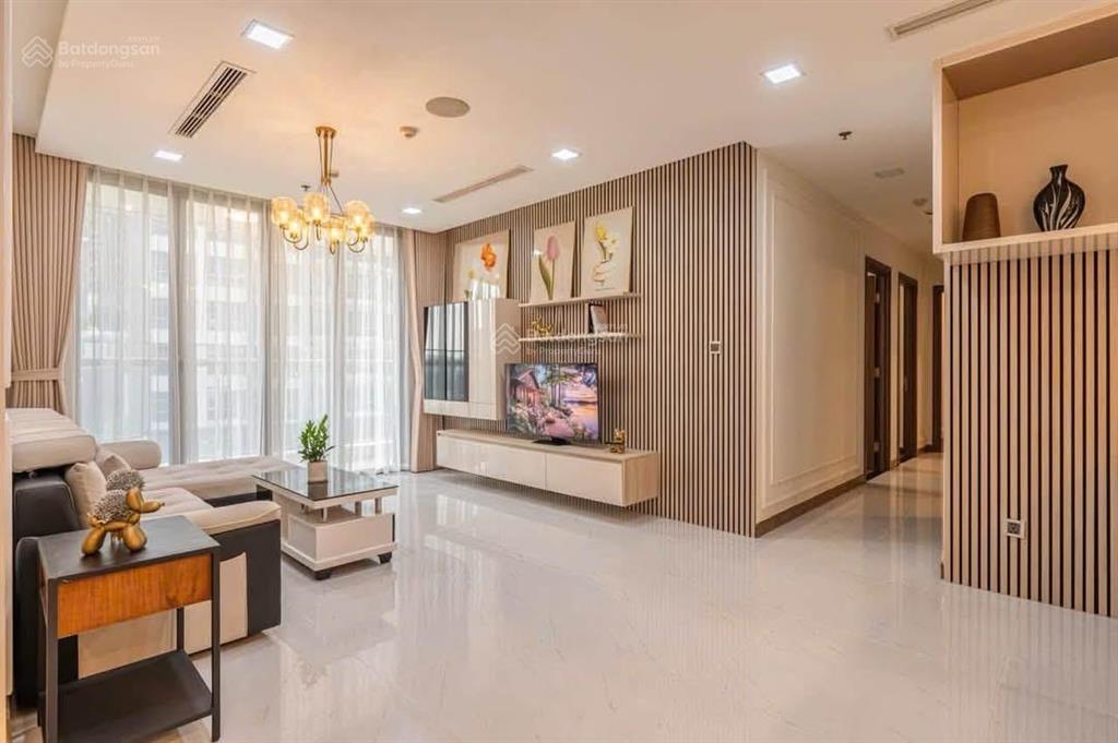 Cho thuê ch đẹp, vinhomes central park, 70 triệu, 155 m2, 4pn, 3wc, full nt đẹp tiện ích đầy đủ