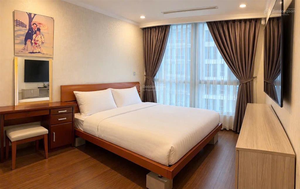 Bán căn hộ 2pn, 2wc tại vinhomes central park, 8,5 tỷ,82m2, full nt đẹp như hình, giỏi hàng 1pn4pn