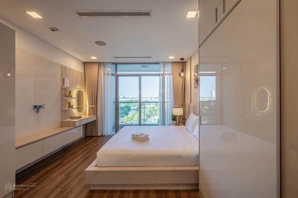 Cho thuê cc đẹp tại vinhomes central park, 19 triệu, giỏ hàng 1,2,3,4pn full nt nhiều căn giá tốt.