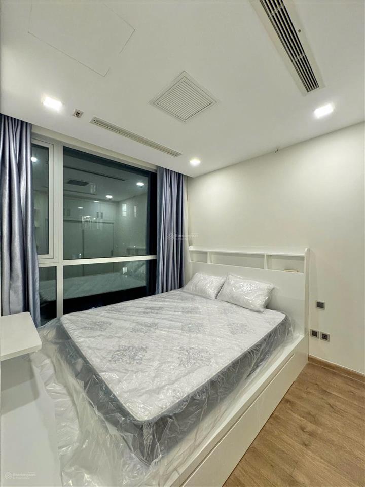 Cho thuê cc 2pn 2wc giá cực chất tại vinhomes central park, 89m2, full nt đẹp bình thạnh, hcm