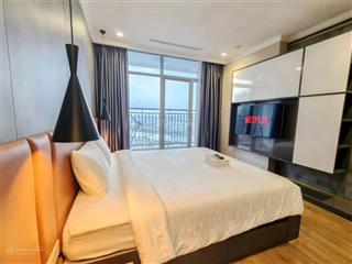 Bán cc tại vinhomes central park, 8,35 tỷ, 80m2, 2pn, 2wc, full nt nhà đẹp giá tốt sổ hồng sẵn
