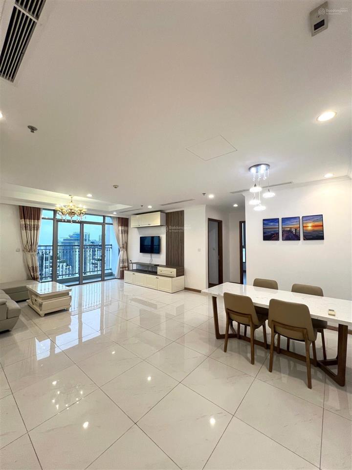 Bán cc vinhomes central park, 11,9tỷ, 127 m2, 3pn 2wc full nt đẹp. căn góc view thoáng đẹp. sổ hồng