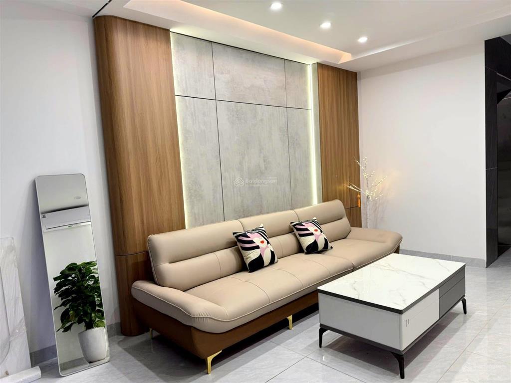 Bán nhà riêng tại ngô xuân quảng, trâu quỳ, gia lâm, 8,5 tỷ, 36m2  thang máy  ngõ ô tô