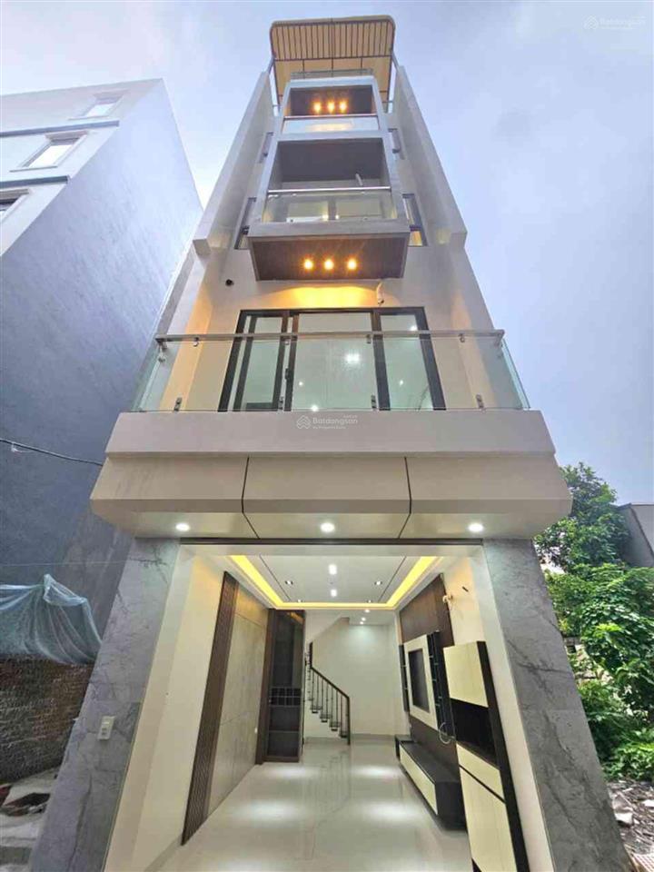 Bán nhà riêng tại ngô xuân quảng, 8,85 tỷ, 34 m2, 3pn, 5 tầng, ngõ ô tô, thang máy