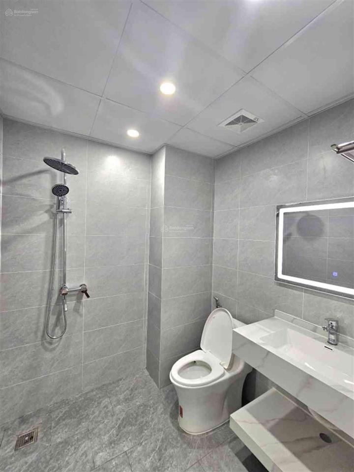 Bán nhà riêng tại ngô xuân quảng, 8,85 tỷ, 34 m2, 3pn, 5 tầng, ngõ ô tô, thang máy