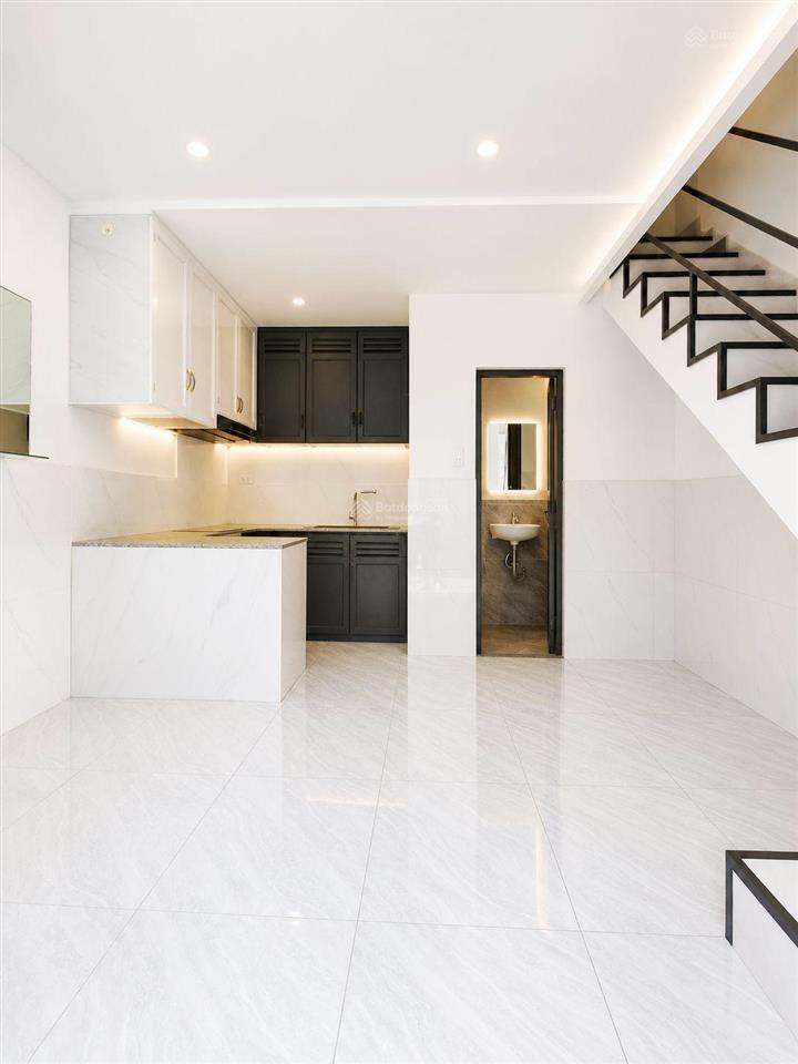 2,75 tỷ  dtsd 41m2 cn 16m2  3 tầng gò dầu, ô tô ngủ cửa, hoàn công đủ
