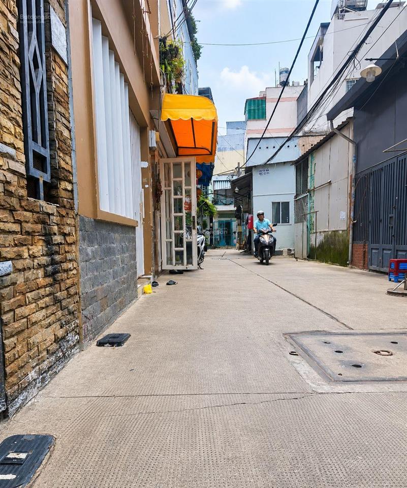 2,75 tỷ  dtsd 41m2 cn 16m2  3 tầng gò dầu, ô tô ngủ cửa, hoàn công đủ