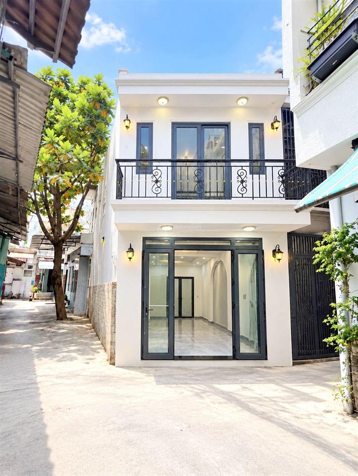 30m2  căn góc 2 tầng trịnh đình trọng, không qh, không lg