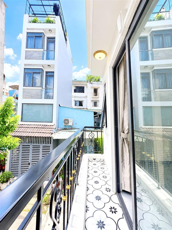 30m2  căn góc 2 tầng trịnh đình trọng, không qh, không lg