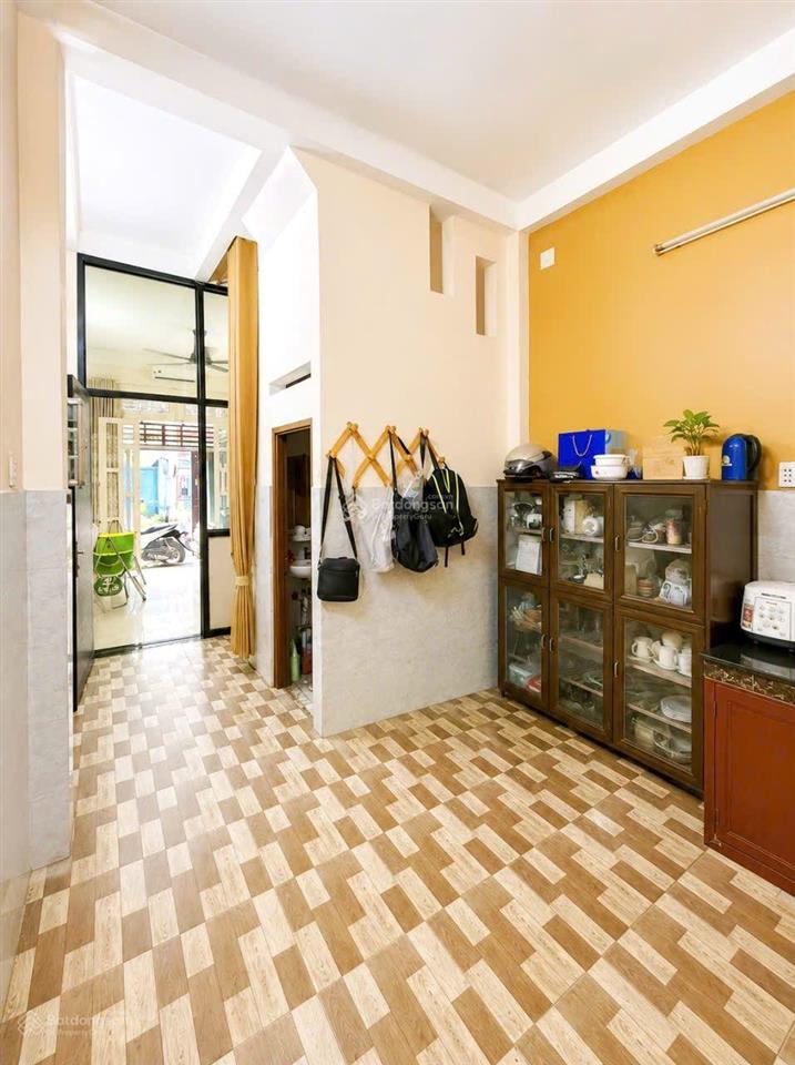38m2  3,95 tỷ  nhà đúc 2 tầng hiền vương, hẻm ba gác thoáng, hoàn công đủ