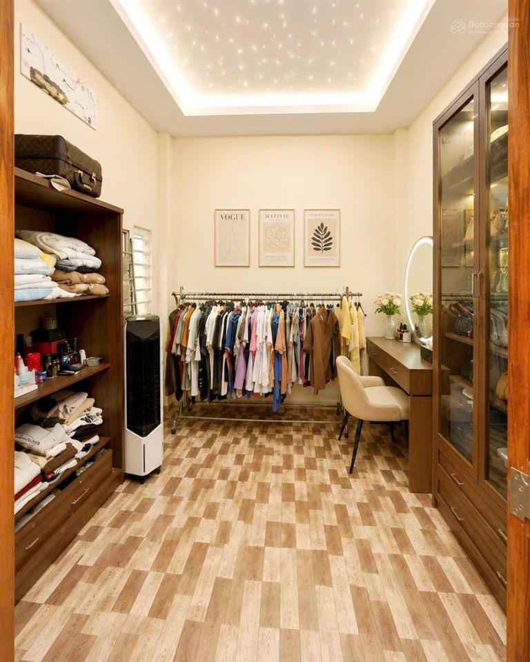 38m2  3,95 tỷ  nhà đúc 2 tầng hiền vương, hẻm ba gác thoáng, hoàn công đủ