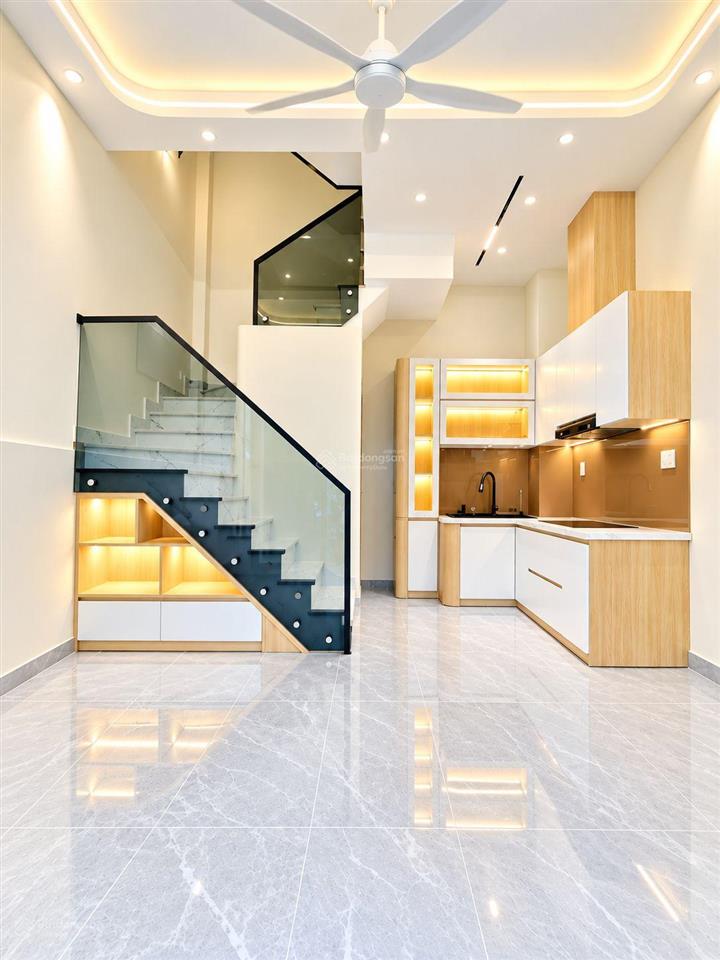 20m2 3,95tỷ nhà đẹp 4 tầng thạch lam btct, cách 1 căn ra măt tiền