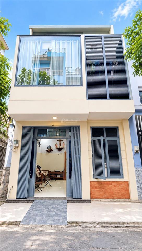 20m2  3,28 tỷ nhà 3 tầng sát aeon  hẻm xe hơi thông thẳng 1 trục
