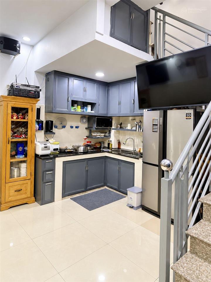 20m2  3,28 tỷ nhà 3 tầng sát aeon  hẻm xe hơi thông thẳng 1 trục