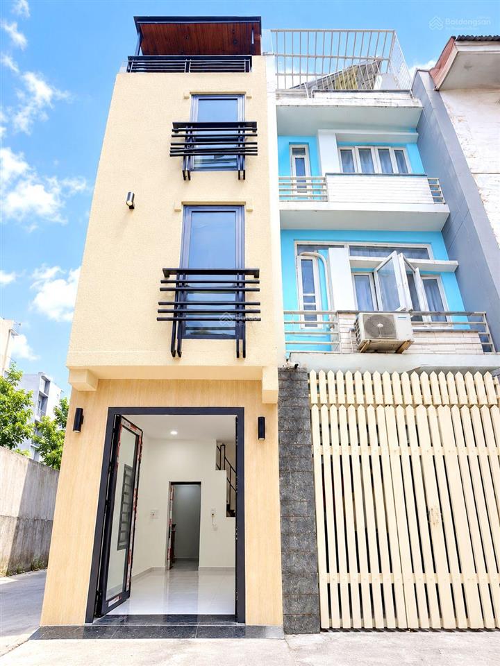 3,25 tỷ  căn góc 4 tầng ngay 3/2, hẻm ba gác sạch sẽ, vài bước ra mặt tiền