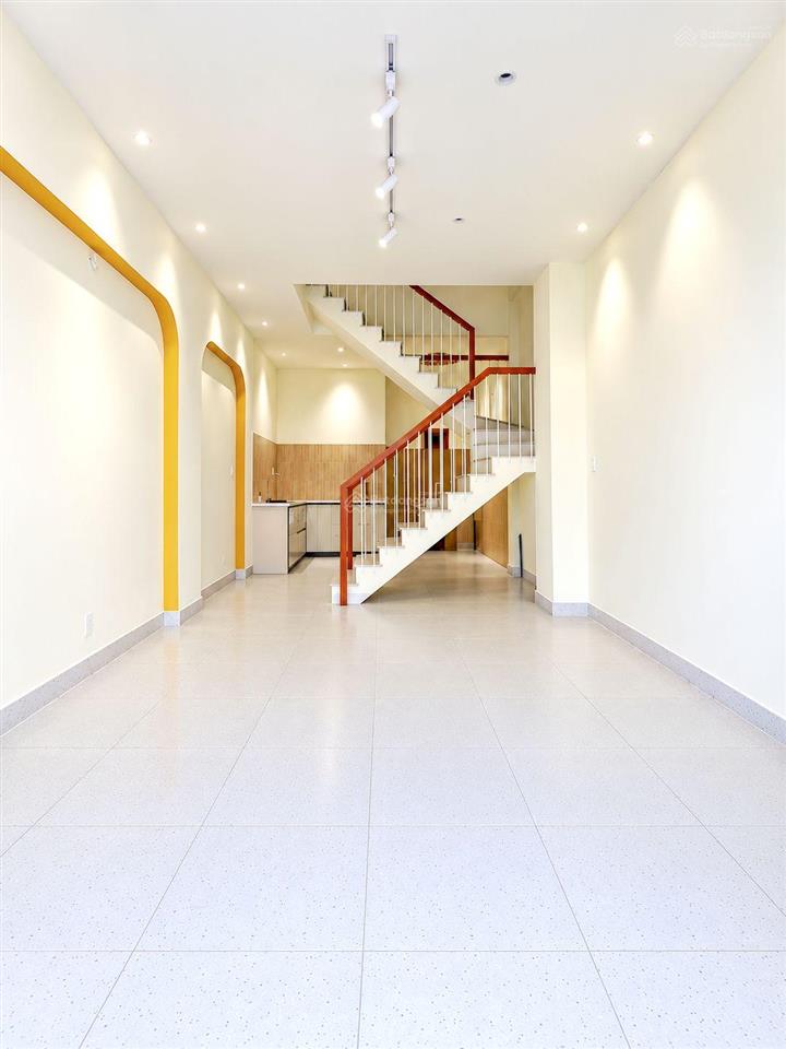 40m2  6,9 tỷ  nhà đẹp 3 tầng đúc tân hương, hẻm 6m xe tải thông 2 đầu