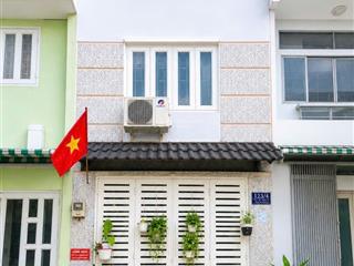32m2 3.2 tỷ  nhà 3 tầng ngay đh học văn hiến, hẻm 5m xe hơi chạy phà phà