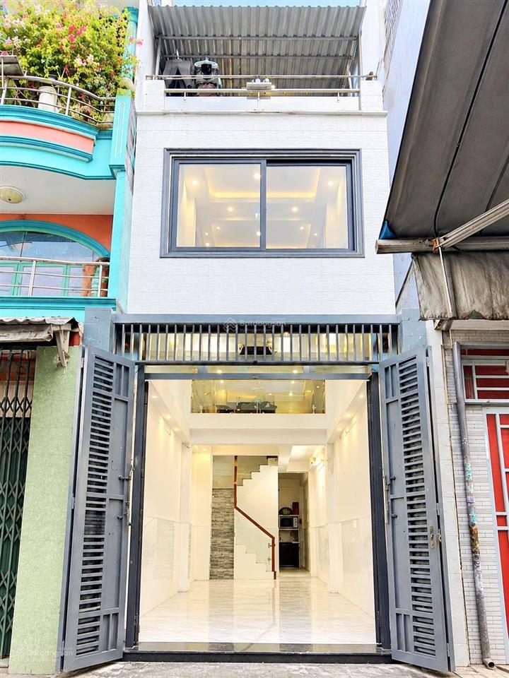 32m  nhà 3 tầng đúc hậu giang, hẻm 5m oto thông sát mt