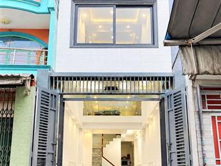 32m  nhà 3 tầng đúc hậu giang, hẻm 5m oto thông sát mt