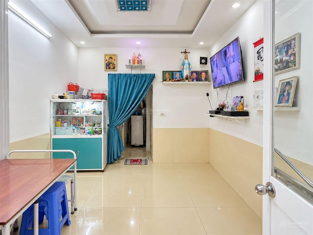 32m2 3,6tỷ nhà 4 tầng ngay chợ tân bình  dòng tiền thơm 20tr/tháng