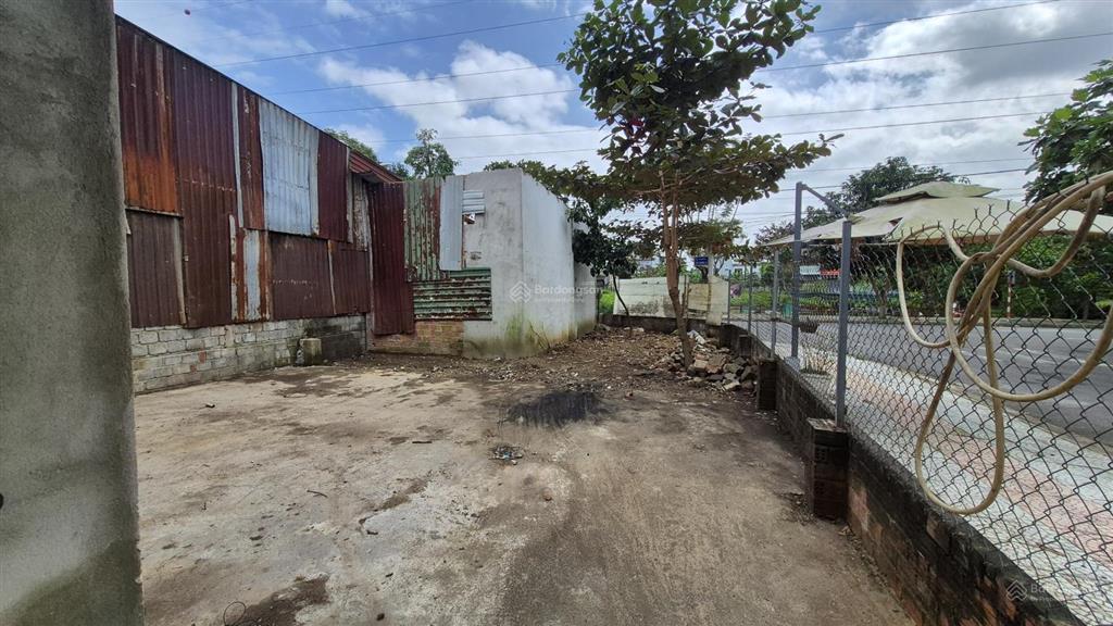 Hòa xuân, cho thuê lô góc đường 29/3 và cẩm chánh 2, có sẵn nhà cấp 4. giá 12 tr/tháng