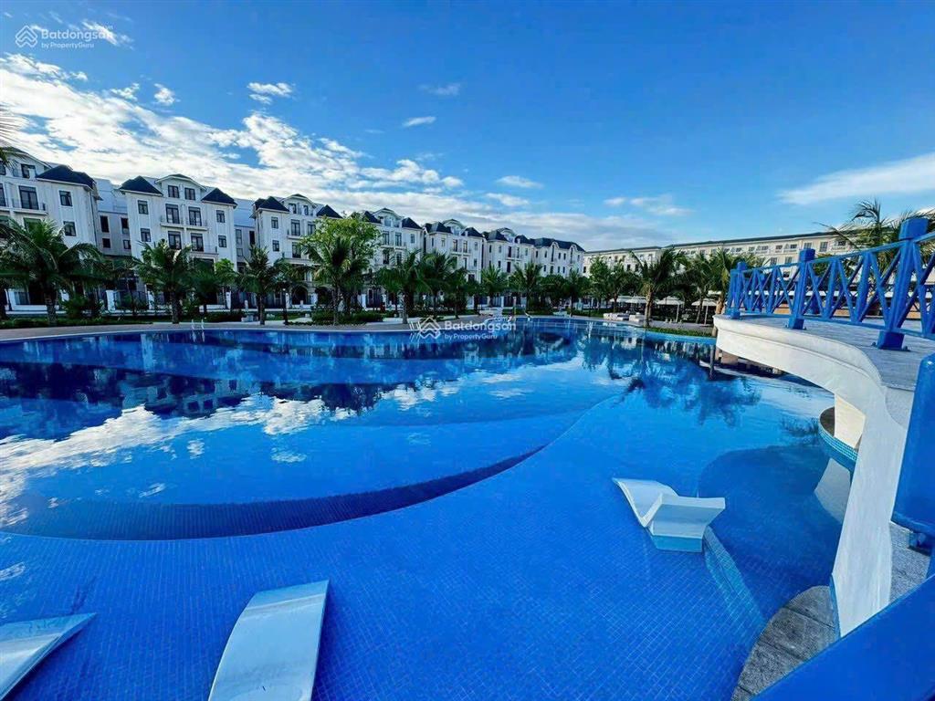 Cắt lỗ biệt thự song lập vịnh tây 136m2 giá 24 tỷ đối diện bể bơi tại vinhomes ocean park 3