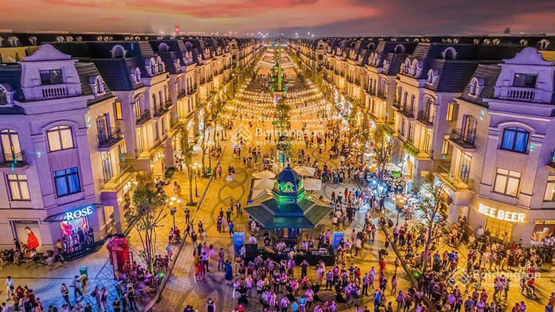 Giảm thêm 1,5 tỷ  biệt thự kinh đô 150m2  hỗ trợ vay  cạnh vincom vinhomes ocean park 2