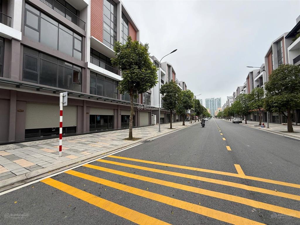 Shophouse phố biển 100m2  2 mặt tiền  giá 15,5 tỷ  đối diện chung cư vinhomes ocean park 3