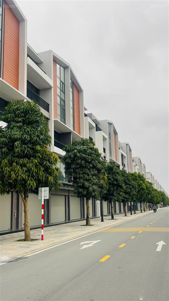 Shophouse phố biển 100m2  2 mặt tiền  giá 15,5 tỷ  đối diện chung cư vinhomes ocean park 3