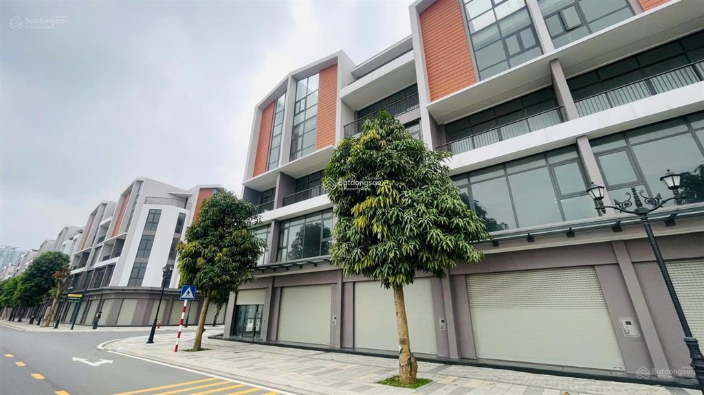 Shophouse phố biển 100m2  2 mặt tiền  giá 15,5 tỷ  đối diện chung cư vinhomes ocean park 3