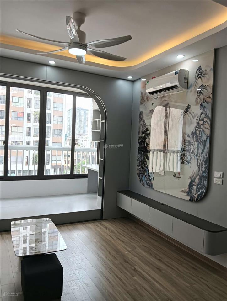 Chính chủ bán nhanh căn hộ phố hoàng đạo thành, căn góc, tầng 6, 2pn, sổ đỏ, giá tốt