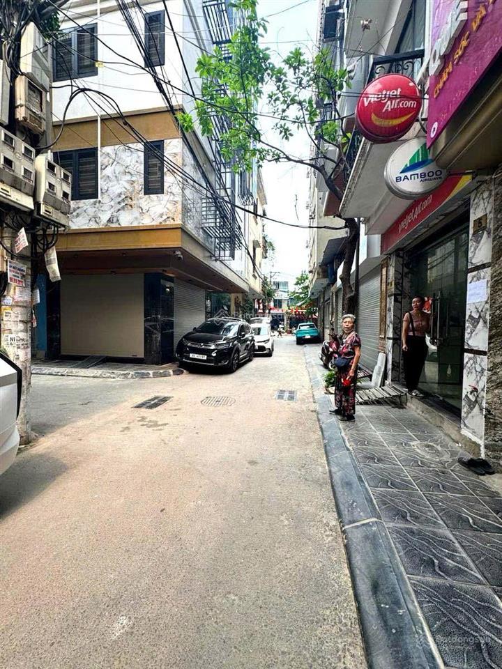 Bán nhanh nhà 7 tầng, thang máy nhập khẩu, ô tô vào nhà, full nội thất