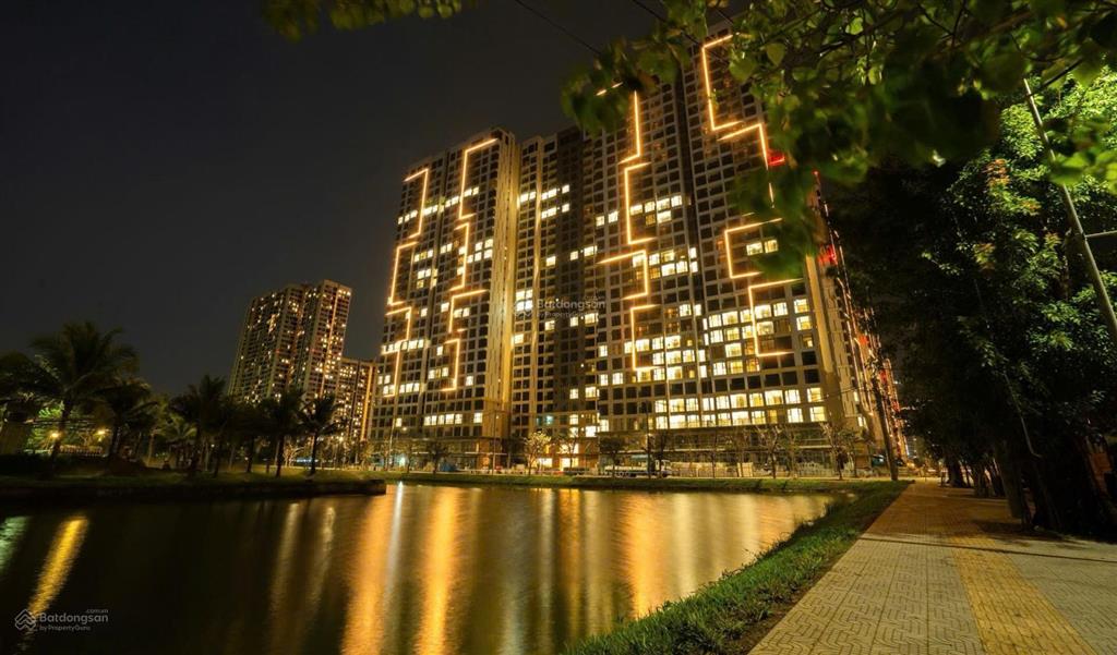2pn góc lumiere boulevard xem được pháo hoa tại nhà chỉ 4,2 tỷ