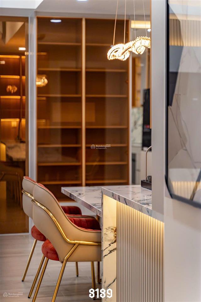Lãi ngay 800tr căn 2pn full nội thất vip view hồ bơi, công viên chỉ 4,7 tỷ
