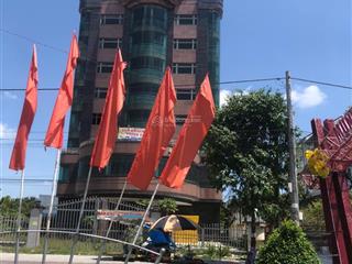 Bán khách sạn cà mau 5800m2 mặt tiền đường rộng lớn 120 tỷ có thương lượng