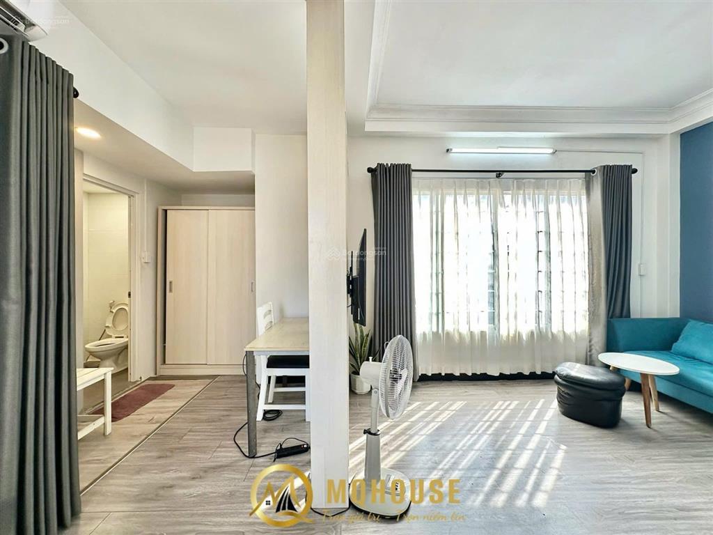 Cho thuê căn hộ rộng thoáng tách bếp full nội thất  máy giặt riêng ngay trung tâm quận 1