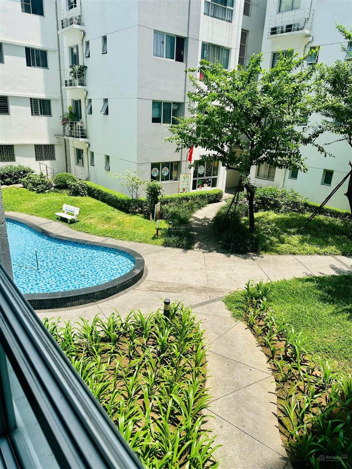 Bán ruby 2pn 4.350 có sổ hồng view nội khu block d