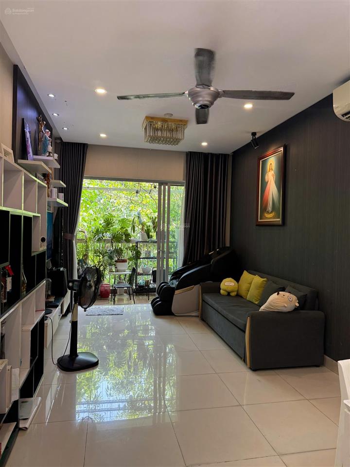 Bán căn ruby 3pn có ban công | giá 5,8 tỷ | sổ hồng cầm tay | full nội thất view công viên 16ha