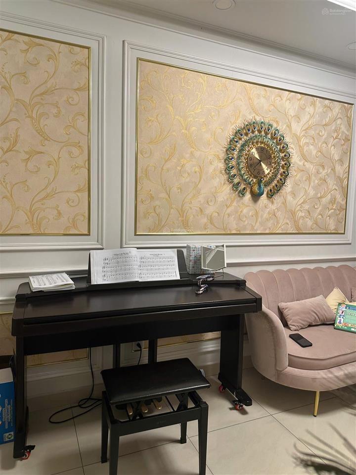 Bán căn emerald 2pn | 5 tỷ 650 | full nội thất | view nội khu