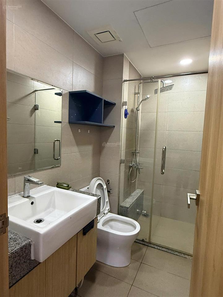 Emerald 2pn 13 triệu | gần full nội thất view đông nam