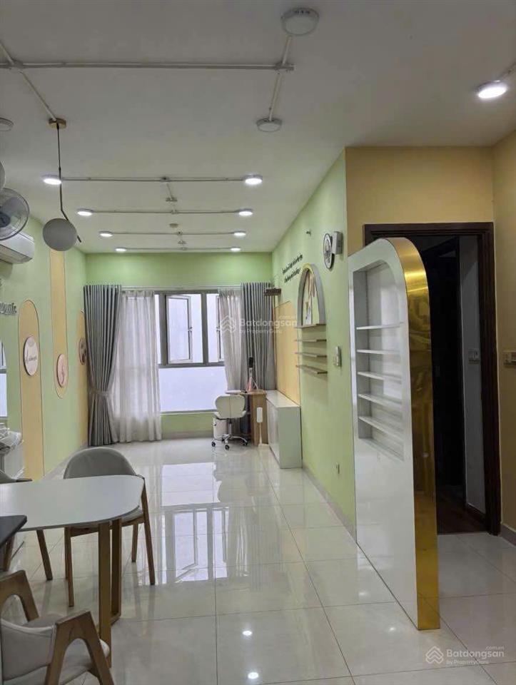 Bán gấp căn hộ ruby 2pn | giá 4,2 tỷ | sổ hồng cầm tay | full nội thất view hướng nam mát mẻ