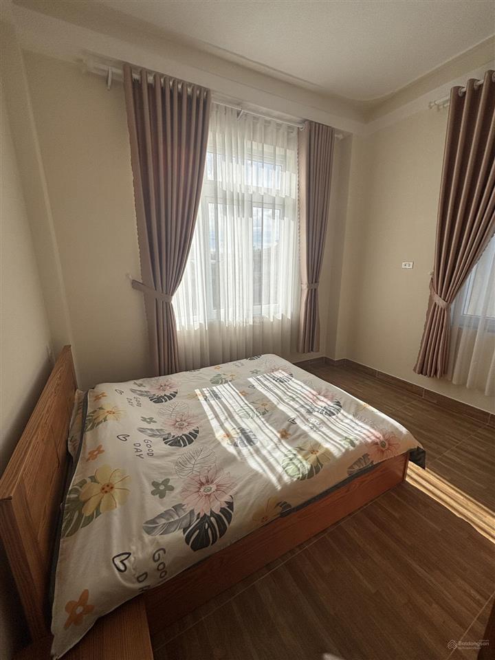 Cần bán biệt thự sân vườn ngô tất tố, p8đà lạt