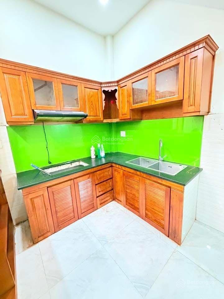 So h.ot s.iêu phẩm tân kỳ tân quý hxh  4 tầng 4pn 3wc tặng full nội thất shr vuông vức