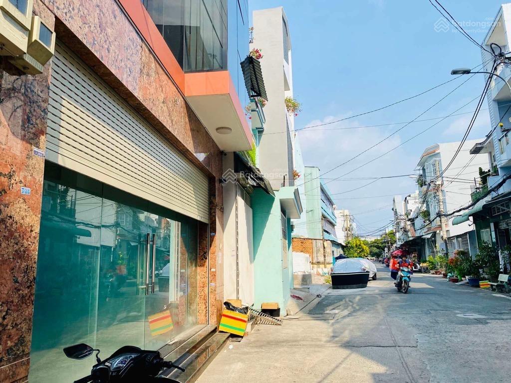 Mặt tiền trần thủ độ  trung tâm tân phú  2 tầng 36m2  nở hậu tài lộc chỉ hơn 4 tỷ chút