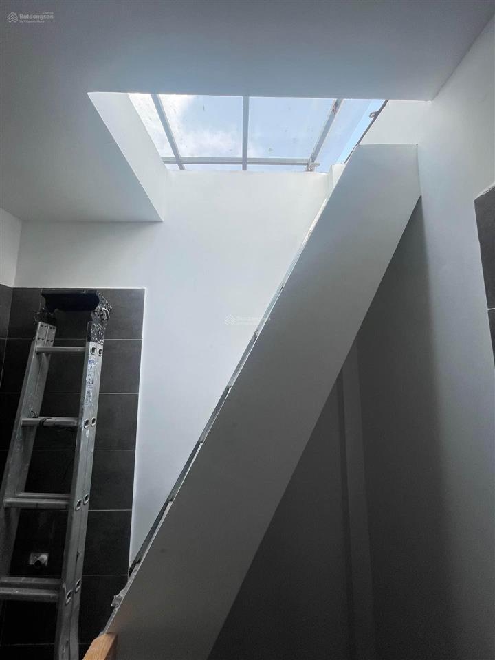 Ccg g.ấp b. án ngay nguyễn thị tú hxh thông khu dân trí 71m2(4mx18m) 4pn rộng 5p đến aeon